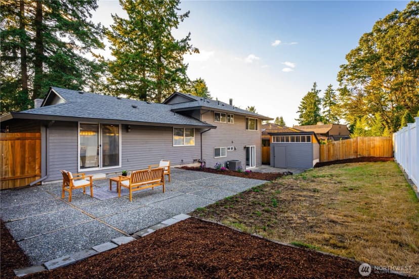 Property photo for 7501 89th Avenue Sw, Lakewood photo 16