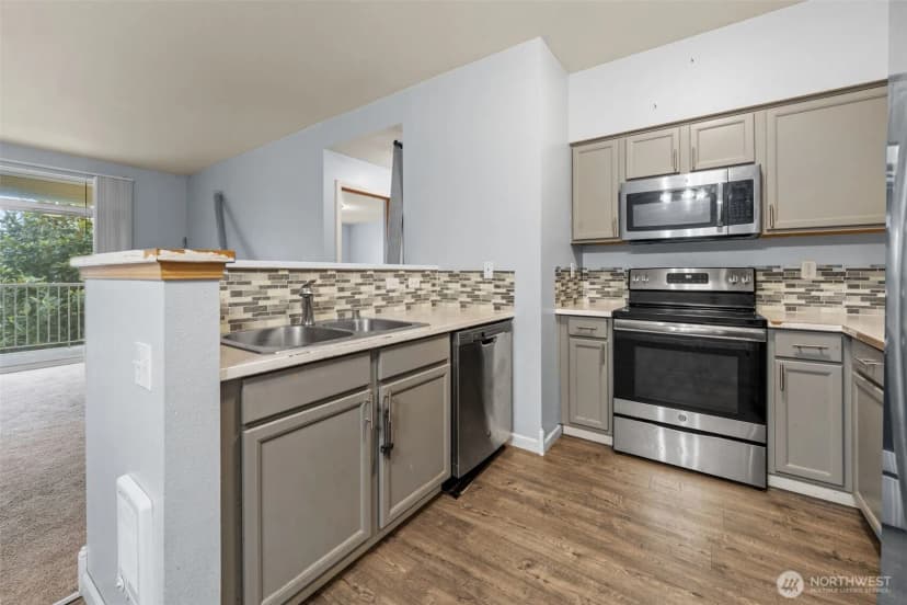 Property photo for 18527 101st Avenue Ct E #217, Puyallup photo 8