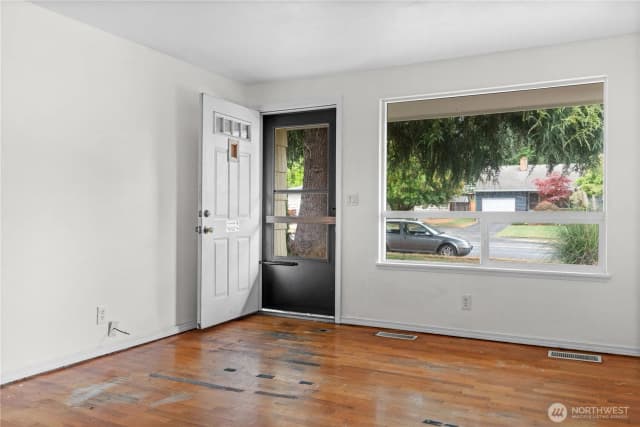 Property photo for 1640 S Stevens Street, Tacoma photo 3