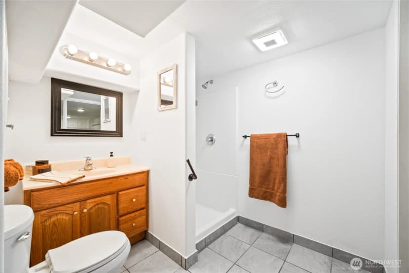 Property photo for 3621 Columbia Heights Road, Longview photo 21