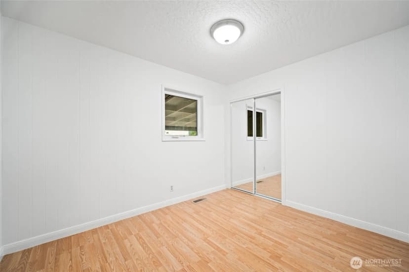 Property photo for 3621 Columbia Heights Road, Longview photo 13