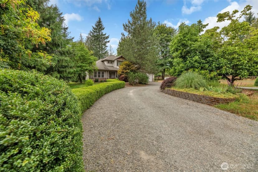 Property photo for 18005 252 Avenue Se, Maple Valley photo 38
