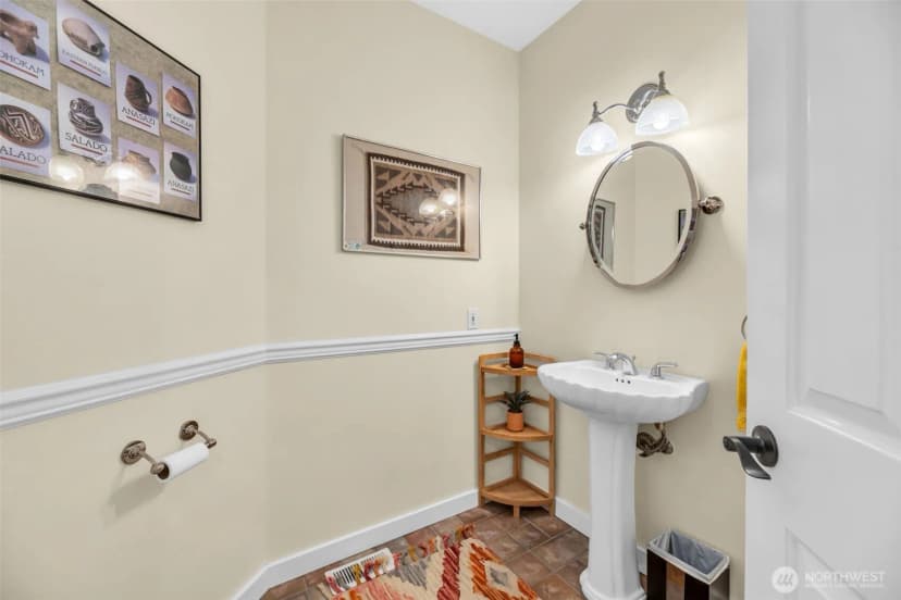 Property photo for 18005 252 Avenue Se, Maple Valley photo 19