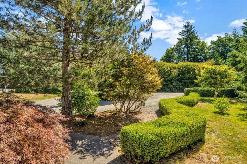 Property photo for 18005 252 Avenue Se, Maple Valley photo 26