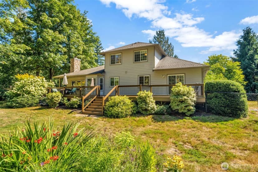 Property photo for 18005 252 Avenue Se, Maple Valley photo 30