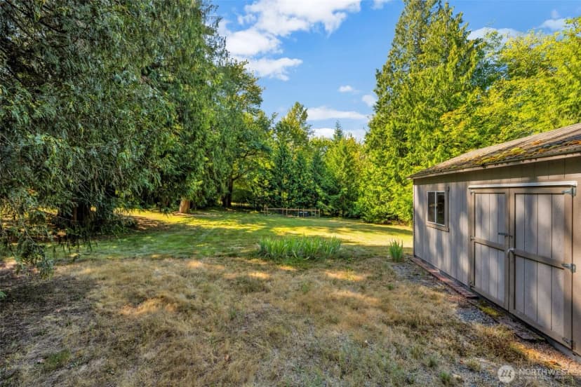 Property photo for 18005 252 Avenue Se, Maple Valley photo 35