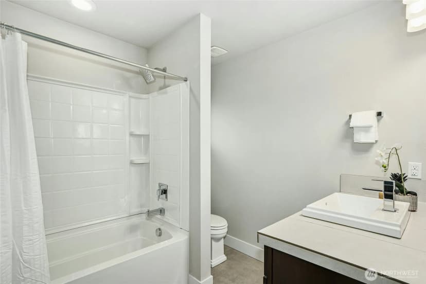 Property photo for 18405 15th Avenue W, Lynnwood photo 25