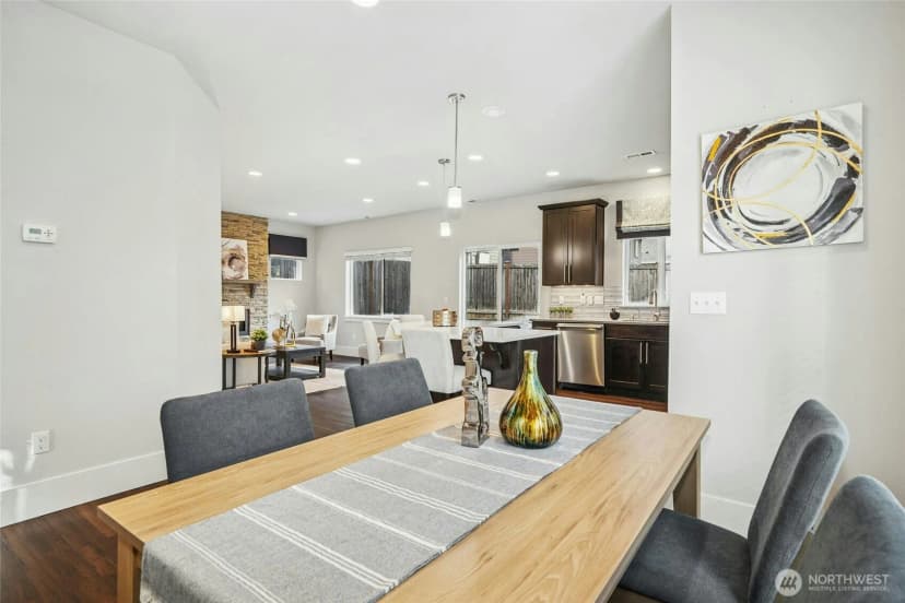 Property photo for 18405 15th Avenue W, Lynnwood photo 8