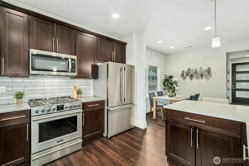 Property photo for 18405 15th Avenue W, Lynnwood photo 14