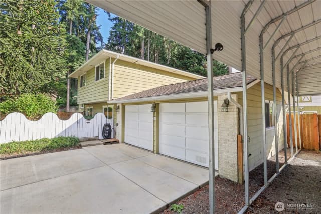 Property photo for 3124 198th Place Se, Bothell photo 2