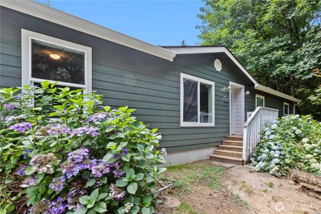 Property photo for 18010 123rd Ave Ne, Arlington photo 2