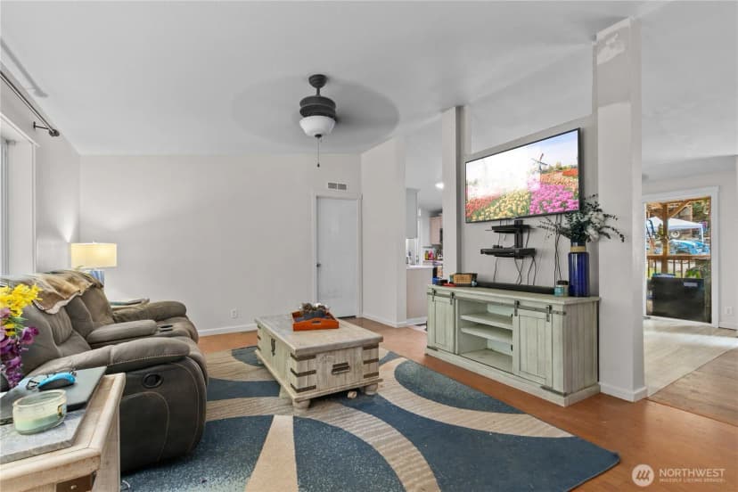 Property photo for 18010 123rd Ave Ne, Arlington photo 6