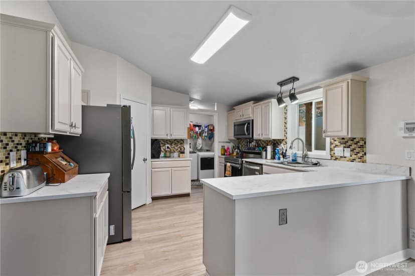 Property photo for 18010 123rd Ave Ne, Arlington photo 11