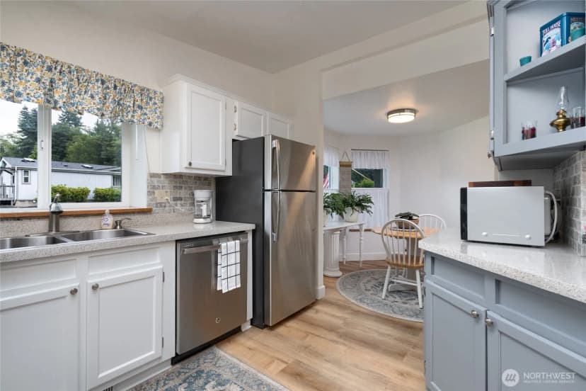 Property photo for 2410 Vista Lane, Anacortes photo 6