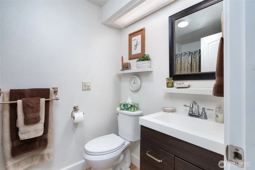 Property photo for 2410 Vista Lane, Anacortes photo 18