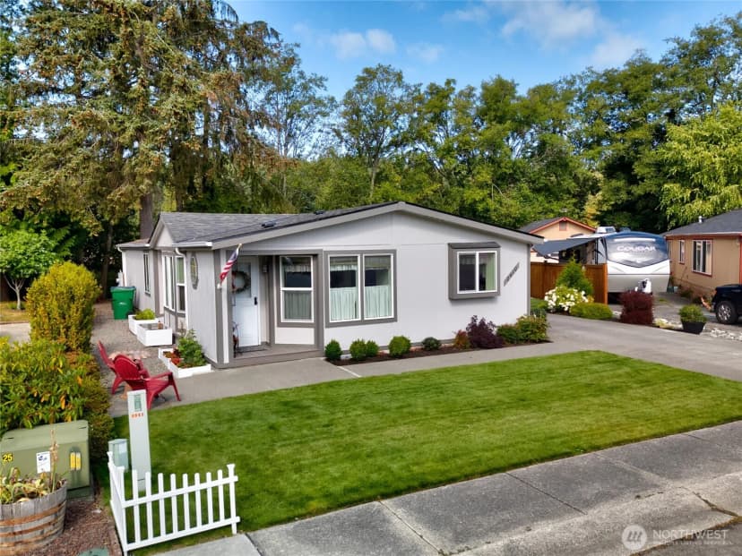 Property photo for 2410 Vista Lane, Anacortes photo 3