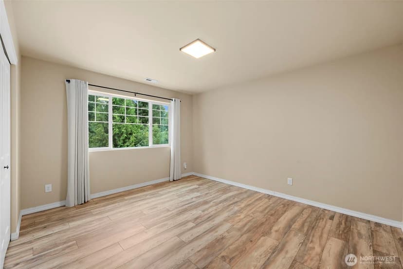 Property photo for 3737 Se Chesterton Drive, Port Orchard photo 28