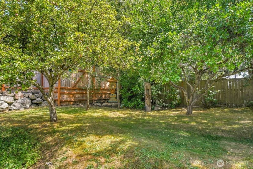 Property photo for 13811 Beverly Park Road, Lynnwood photo 16