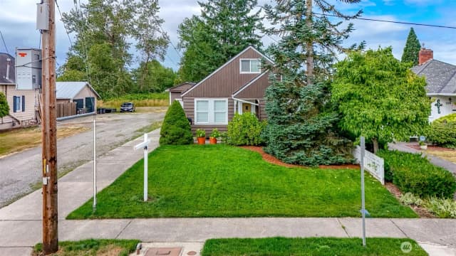 Property photo for 3208 Porter Street, Enumclaw photo 3