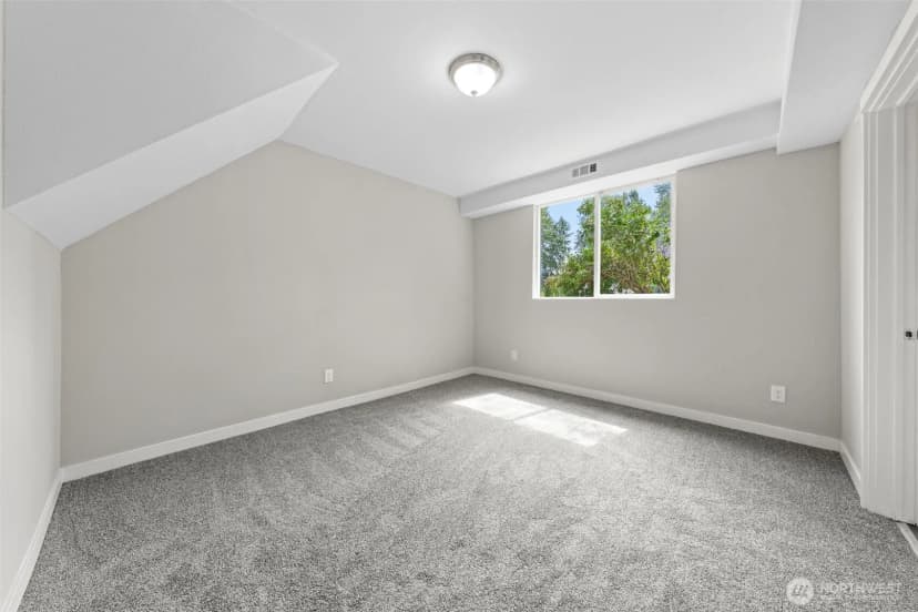 Property photo for 9638 C Street E, Tacoma photo 12