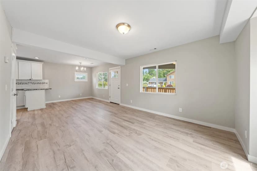 Property photo for 9638 C Street E, Tacoma photo 5