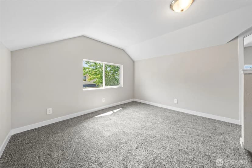 Property photo for 9638 C Street E, Tacoma photo 15