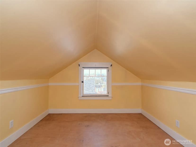 Property photo for 215 W Fifth Street, Port Angeles photo 24