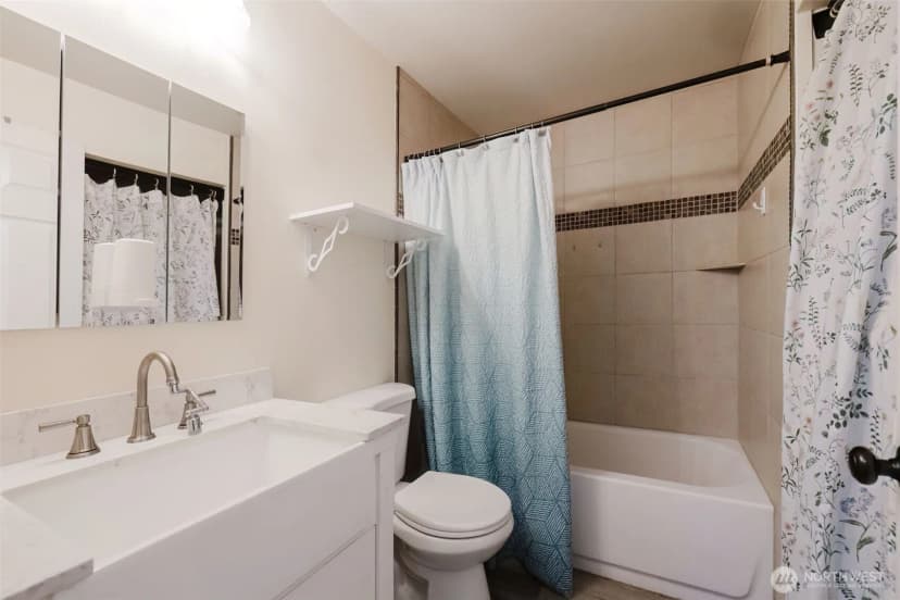 Property photo for 13977 Blackberry Lane Ne, Poulsbo photo 14