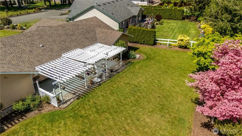 Property photo for 6888 Golf View Dr, Lynden photo 35