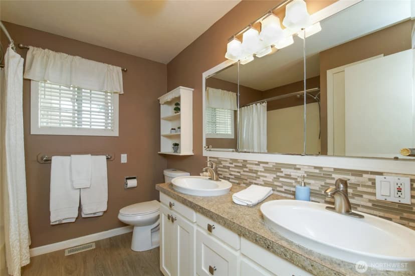 Property photo for 406 W 2nd Street, Everson photo 19