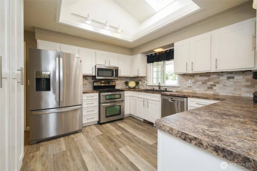 Property photo for 406 W 2nd Street, Everson photo 12