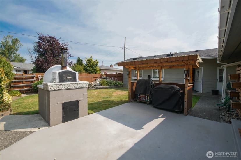 Property photo for 406 W 2nd Street, Everson photo 25