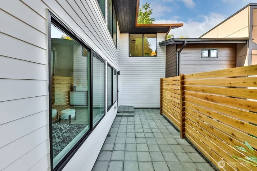 Property photo for 2216 18th Avenue S, Seattle photo 26