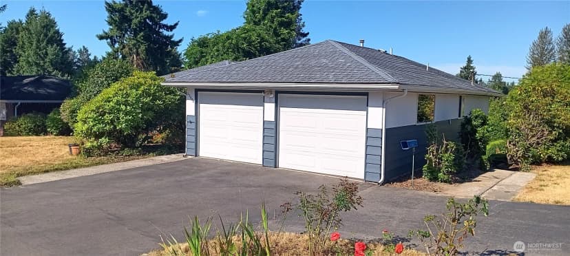 Property photo for 25405 116th Avenue Se, Kent photo 4