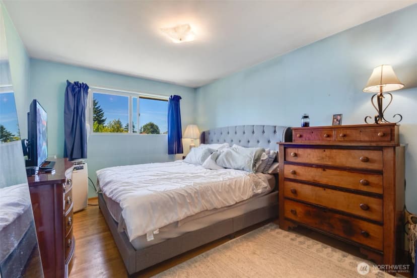 Property photo for 25405 116th Avenue Se, Kent photo 14