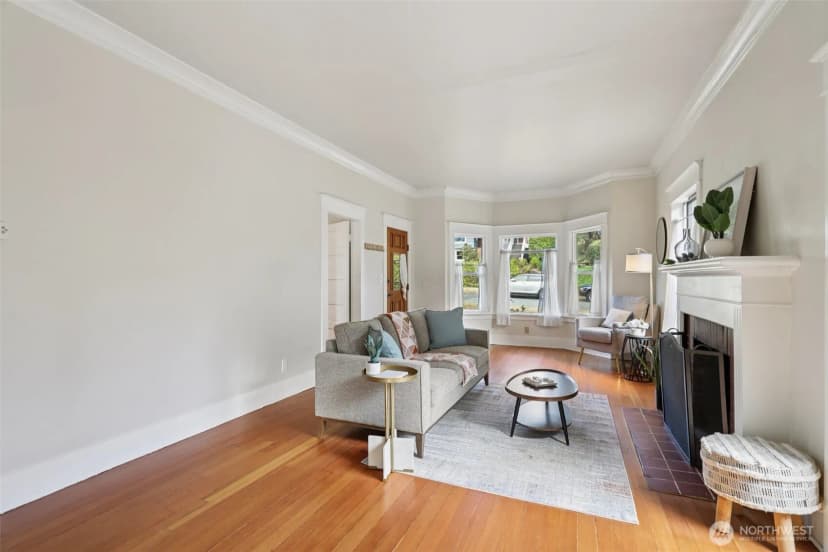 Property photo for 4437 46th Avenue Sw, Seattle photo 9