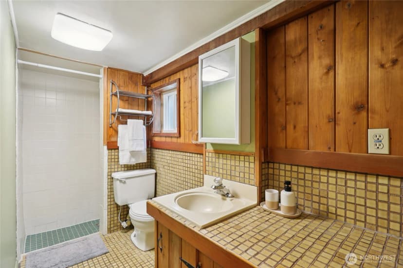 Property photo for 4437 46th Avenue Sw, Seattle photo 26