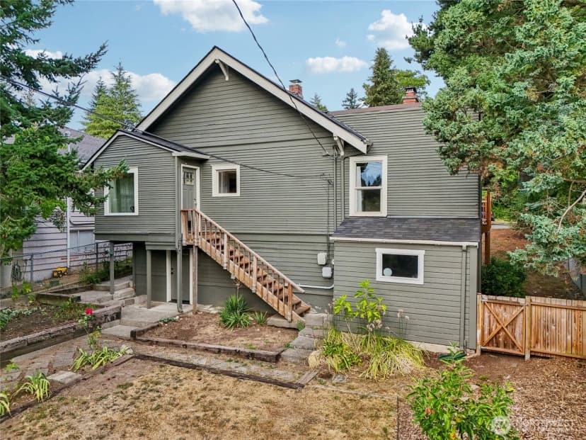 Property photo for 4437 46th Avenue Sw, Seattle photo 31