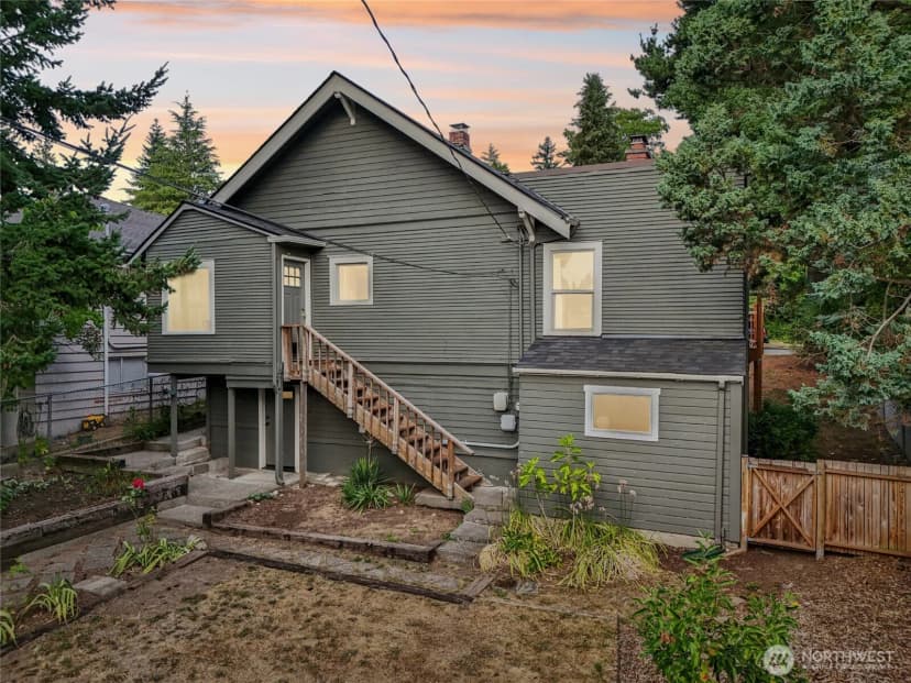Property photo for 4437 46th Avenue Sw, Seattle photo 39
