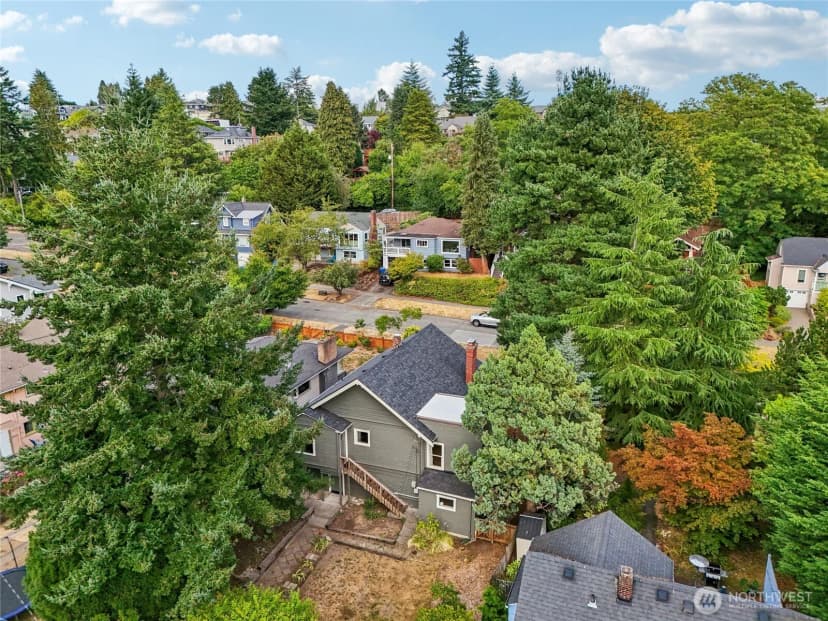 Property photo for 4437 46th Avenue Sw, Seattle photo 36