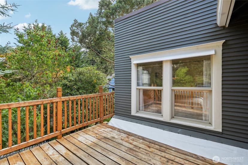 Property photo for 4437 46th Avenue Sw, Seattle photo 29