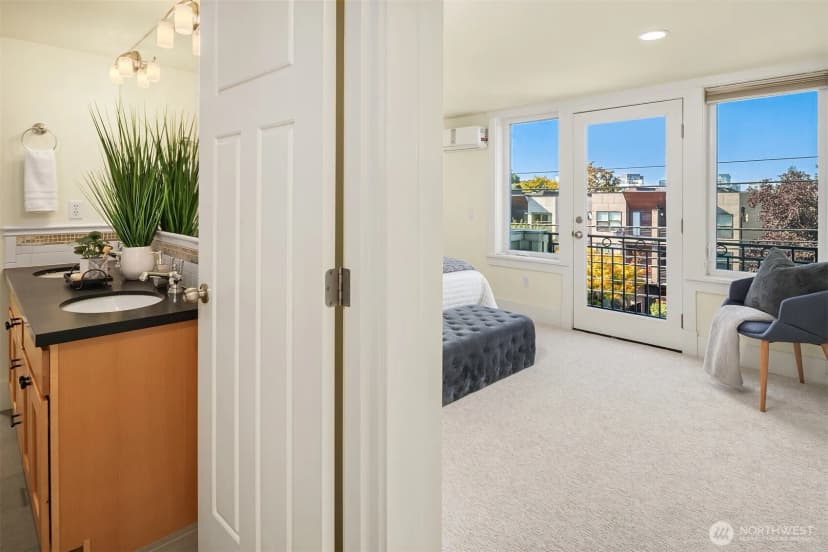 Property photo for 224 12th Avenue E #a, Seattle photo 15