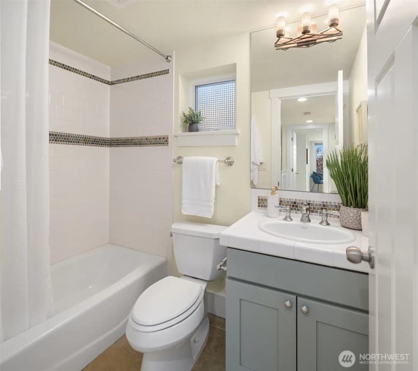 Property photo for 224 12th Avenue E #a, Seattle photo 18