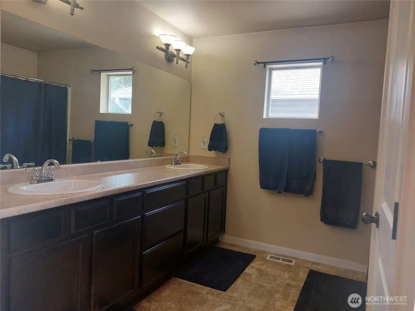Property photo for 3997 E Roosevelt Avenue, Tacoma photo 20