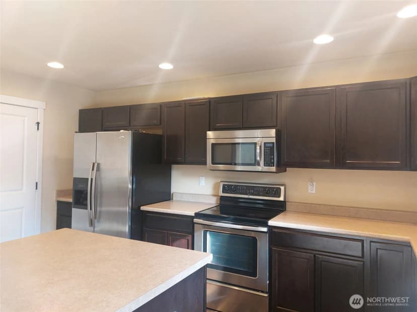 Property photo for 3997 E Roosevelt Avenue, Tacoma photo 13