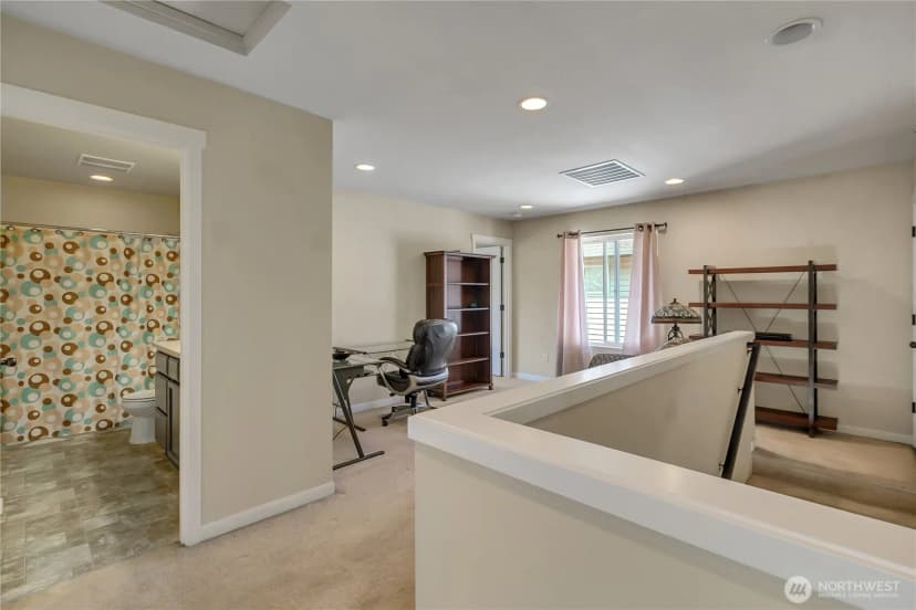 Property photo for 3997 E Roosevelt Avenue, Tacoma photo 17