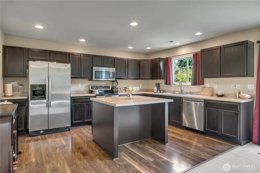 Property photo for 3997 E Roosevelt Avenue, Tacoma photo 10