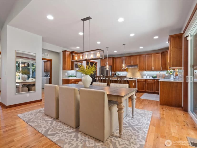 Property photo for 16630 Snohomish Avenue, Snohomish photo 6
