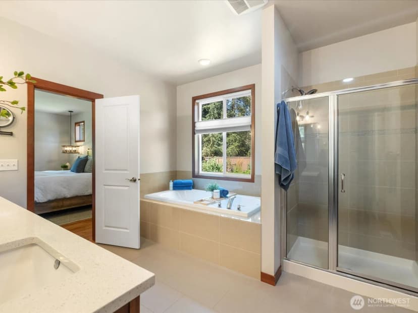 Property photo for 16630 Snohomish Avenue, Snohomish photo 16