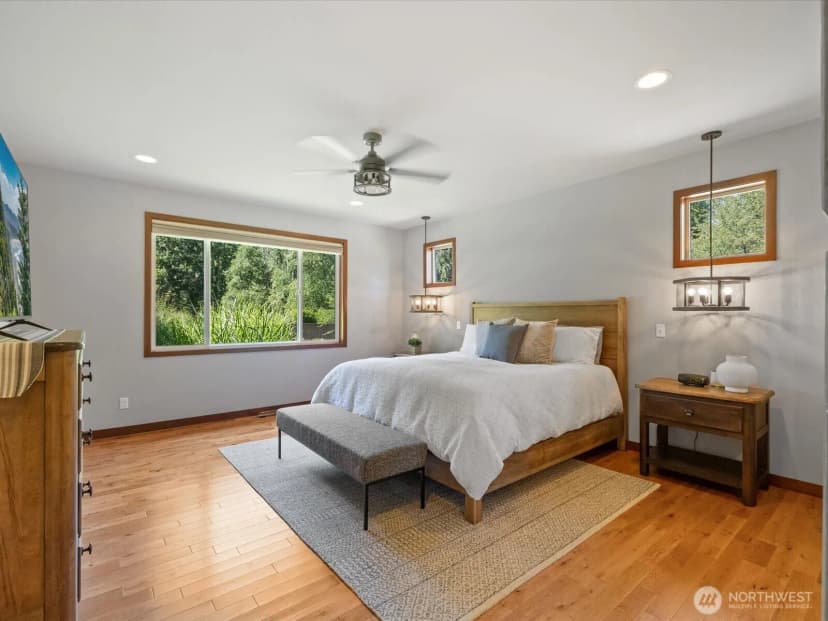 Property photo for 16630 Snohomish Avenue, Snohomish photo 13